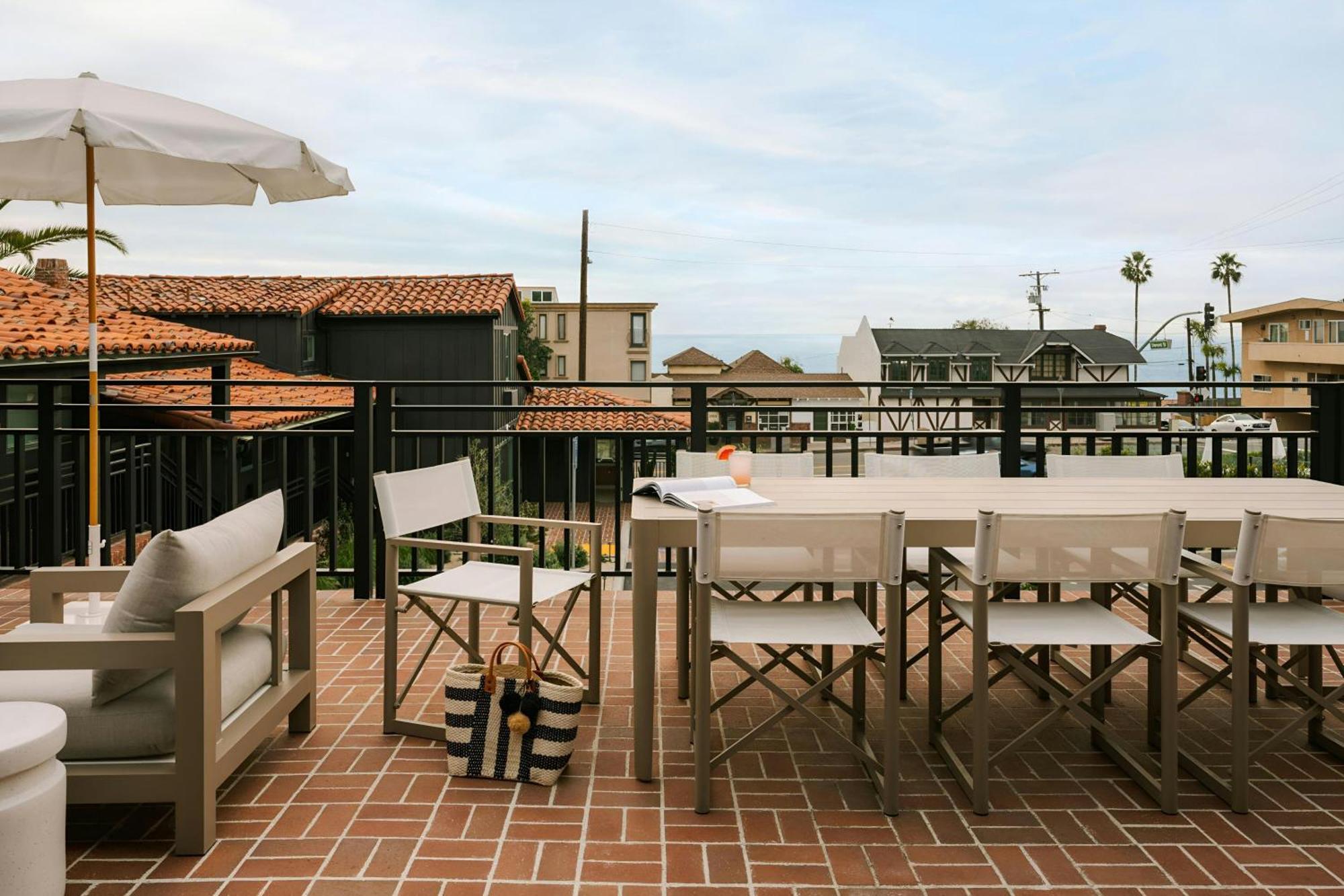Woods Cove Hotel Laguna Beach, Sonder Екстериор снимка